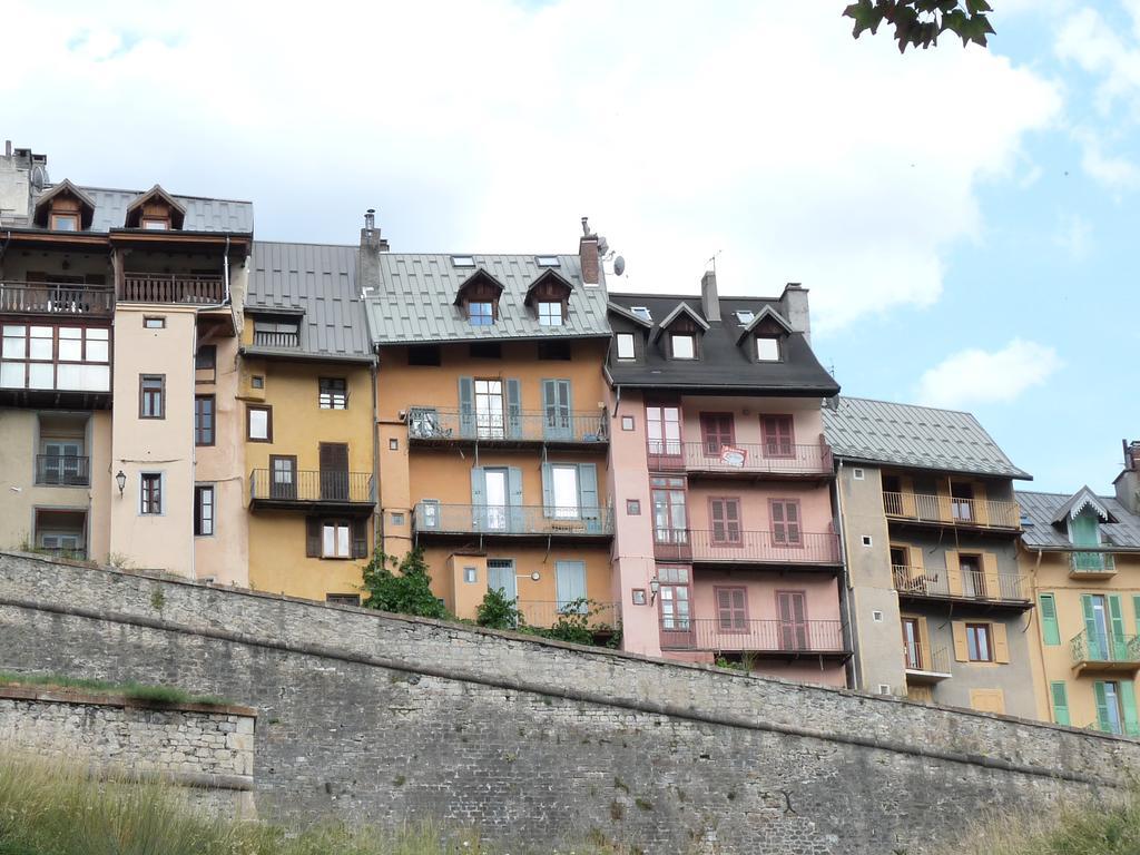 Maison Du Pape Apartamento Briançon Exterior foto
